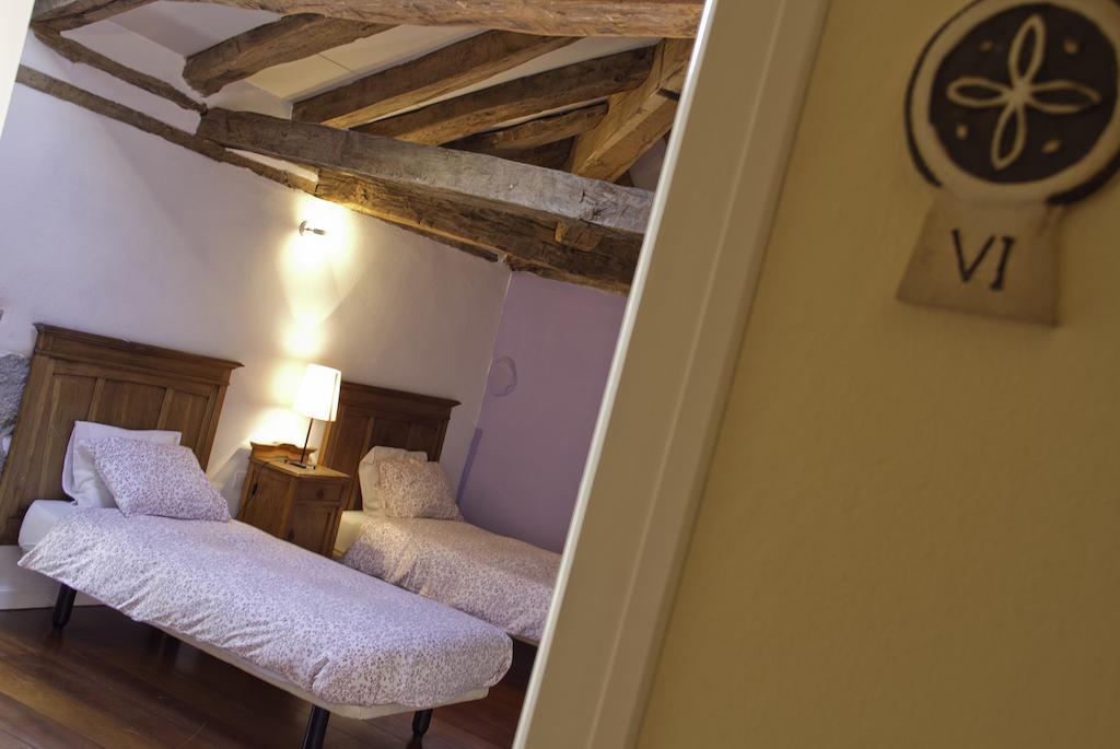 Casona Valle De Soba Regules Rom bilde